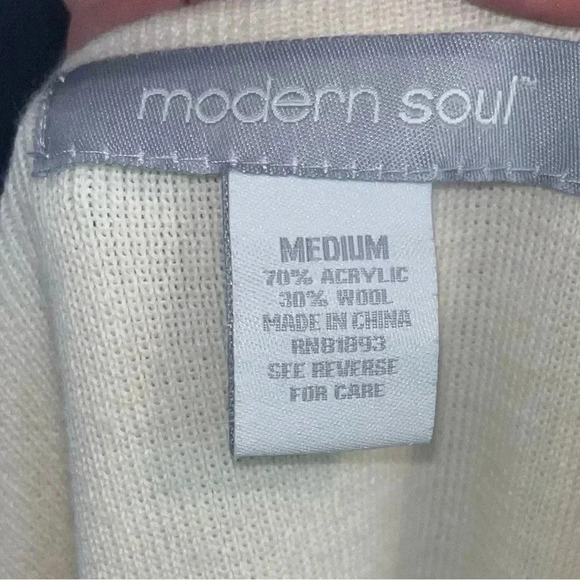 Gorgeous cream wool blend sweater short sleeve top - Picture 2 of 2